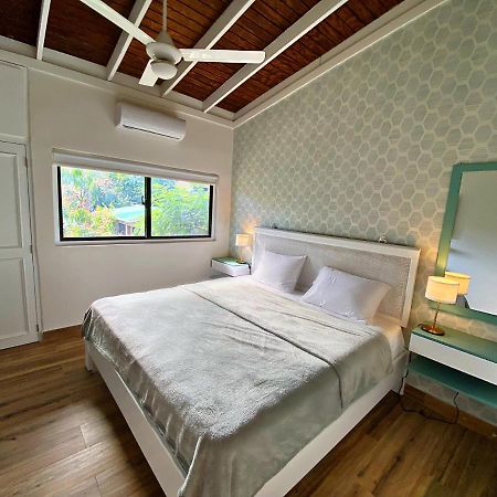 Beach Apartment Villas Jubey, Emotion Access Хуан Долио Екстериор снимка